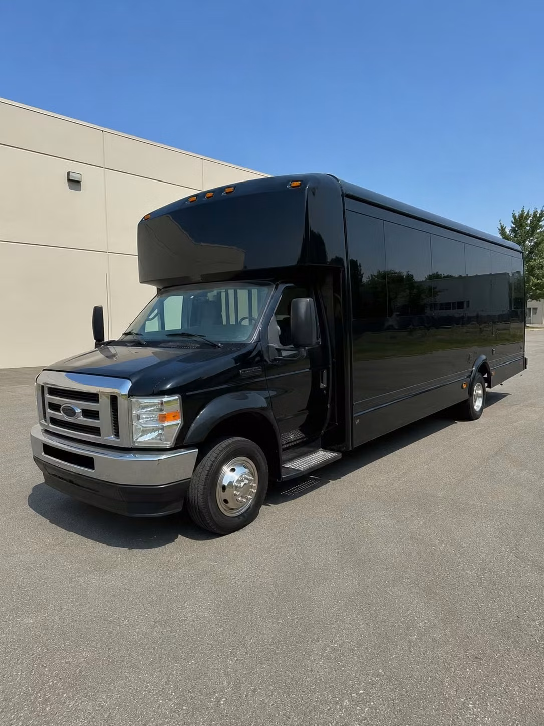 charterbusrentalwilmingtonnc com makes it simple to rent a party bus for wilmington music festivals and outdoor concerts