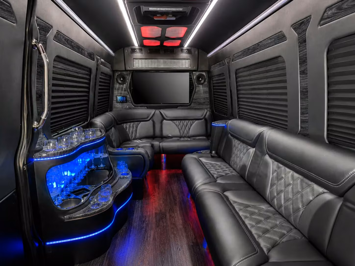 senior ministry and accessibility friendly bus rentals in wilmington