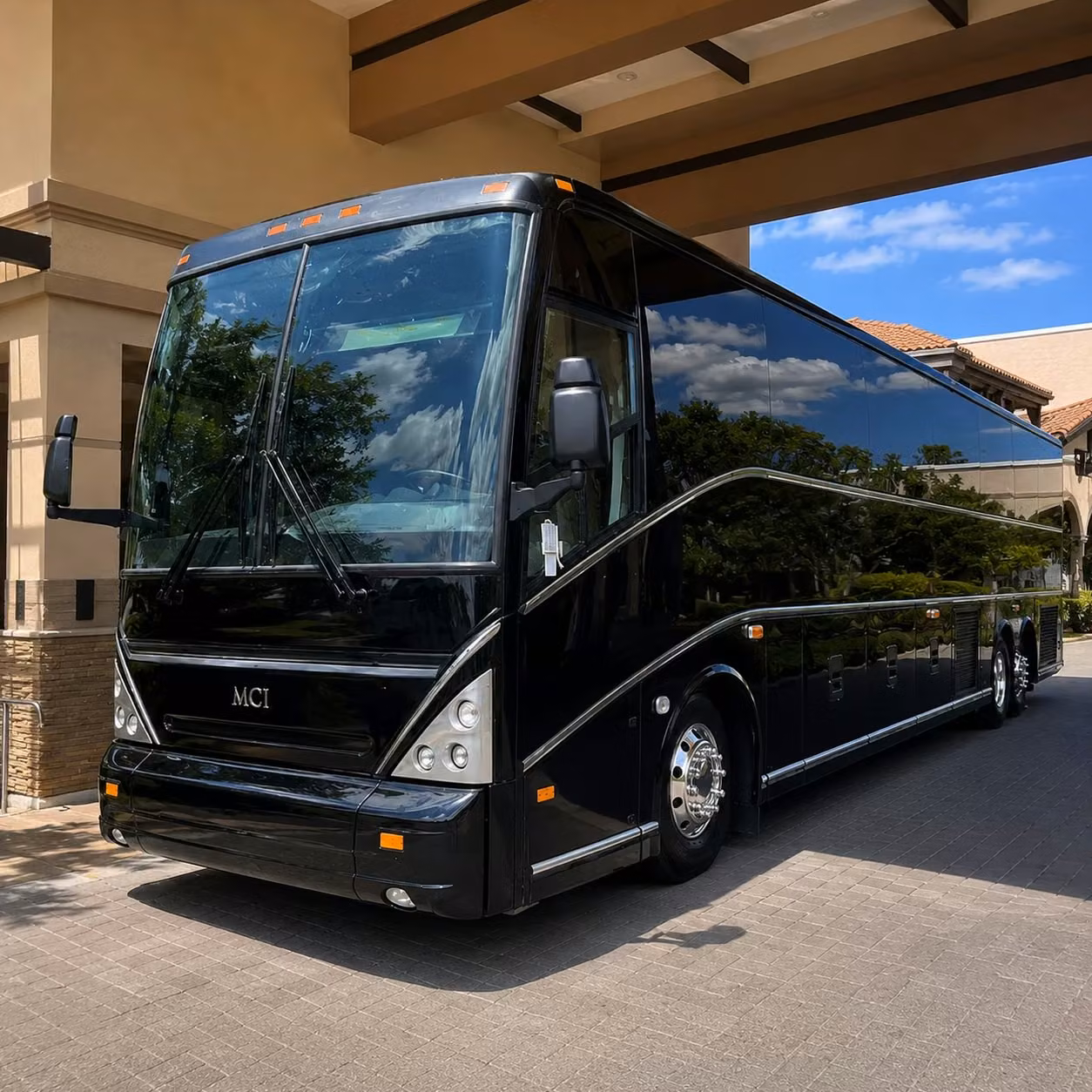 wilmington wedding transportation that keeps every guest on schedule